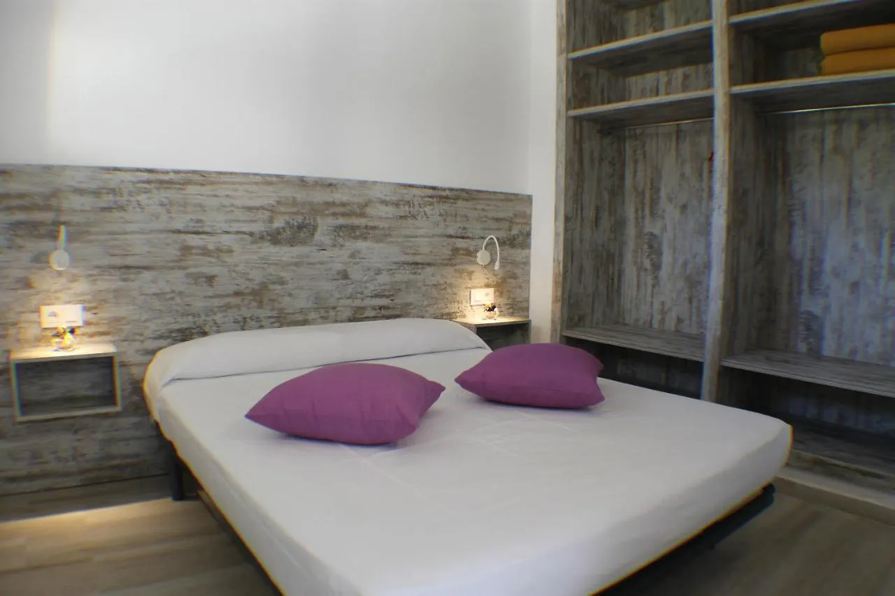 Agi Rescator Apartments Roses